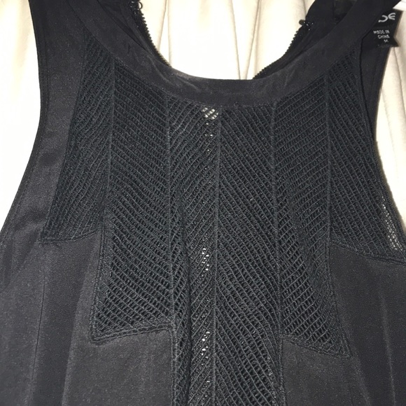 Top - Picture 2 of 4